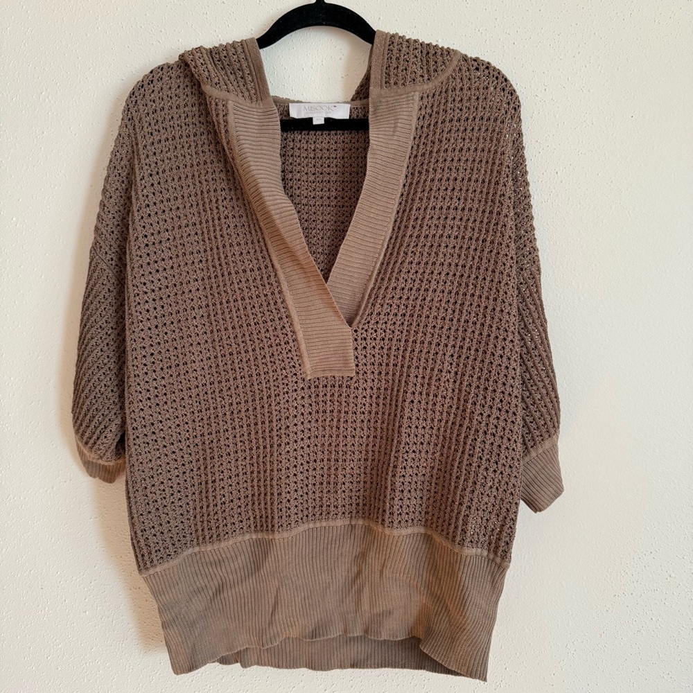 Misook Brown Open Knit Hooded Short Sleeve Top Size M/L